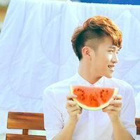 头像情侣情侣吃瓜,情侣头像下的甜蜜瞬间